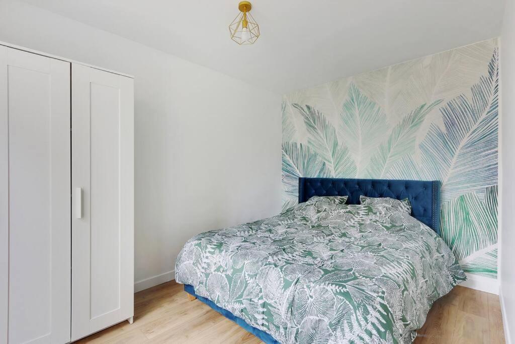 Appartement Suite Aux Portes De Paris Clichy Kültér fotó